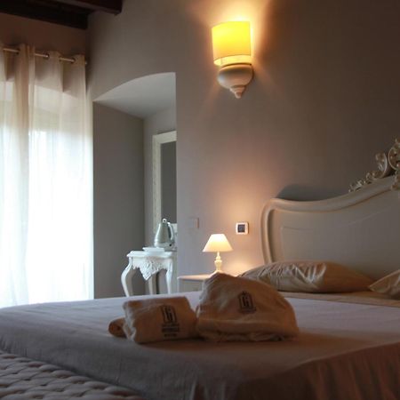 Galleria Imperiale Relais De Charme Sarnico Buitenkant foto